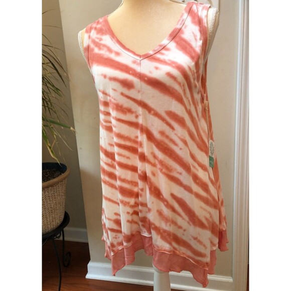 Brisas Tie Dye Top Size Small Peachy Amber Sleeveless Ruffle Hem Very Soft NWT - Picture 2 of 10